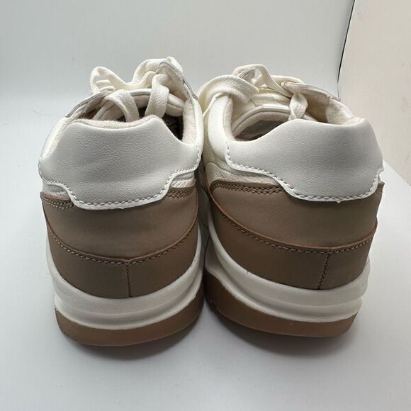 CUSHIONAIRE Women's lace up Sneaker +Comfort Foam 7.5 WIDE WHITE/TAN - Picture 4 of 7